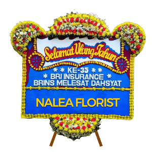 Karangan bunga papan selamat sukses Nalea Florist QUERINA 17 dengan rangkaian bunga segar