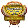 Karangan bunga papan Happy Wedding Nalea Florist AVELLORA 01 dengan rangkaian bunga segar